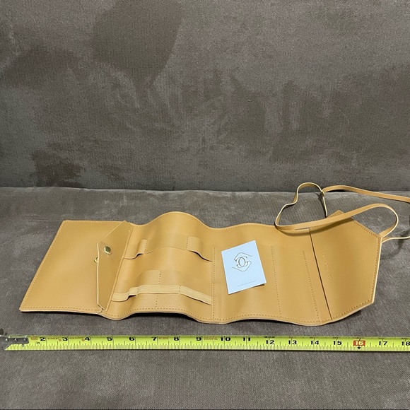 Vegan Leather Tech Organizer - Picture 2 of 3